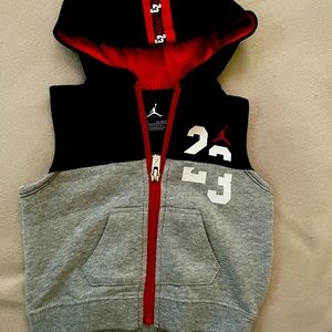 Infant Jordan vest w/ hood